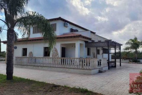 5 dormitorios Villa en Paralimni, Cyprus No. 75130 2