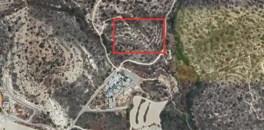 18400m² Land in Agios Tychonas, Cyprus No. 42129