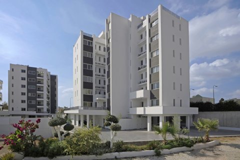 3 dormitorios Apartment en Larnaca, Cyprus No. 49651 14