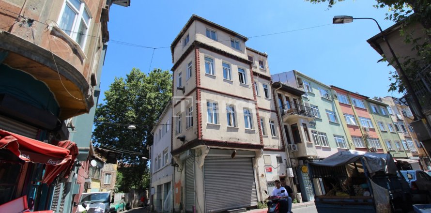 3+3 Villa en Istanbul, Turkey No. 14535