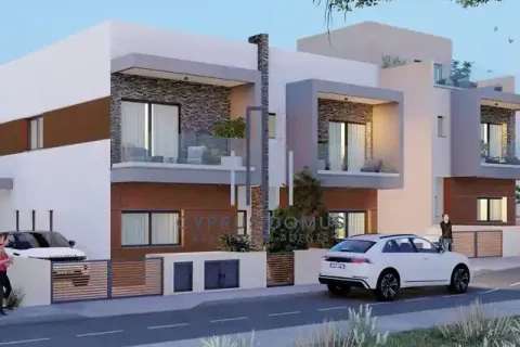 3 bedrooms House in Agios Athanasios, Cyprus No. 30359 1