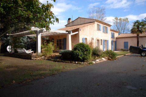 13 chambres House à Le Lavandou, France No. 72362 29