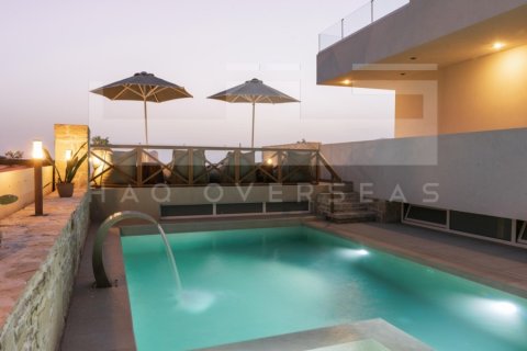 5 bedrooms Villa in Heraklion, Greece No. 24349 4