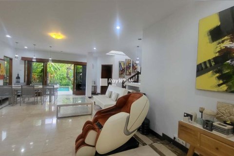 3 bedrooms Villa in Dalung, Indonesia No. 23414 15