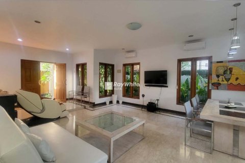 3 bedrooms Villa in Dalung, Indonesia No. 23414 1