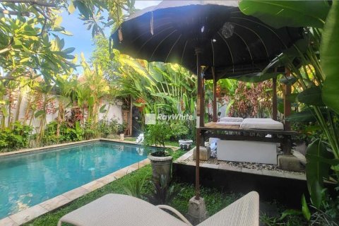 3 bedrooms Villa in Dalung, Indonesia No. 23414 18