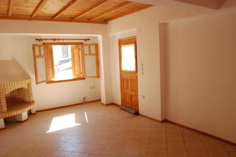 3 bedrooms Maisonette in Lavrio, Greece No. 58734 3