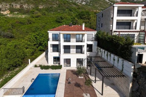 450m² House en Budva, Montenegro No. 66712 4