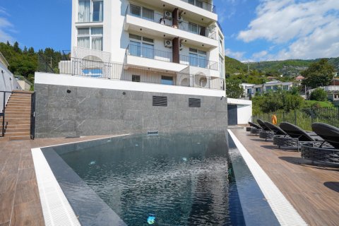 2 dormitorios Apartment en Tivat, Montenegro No. 66714 2