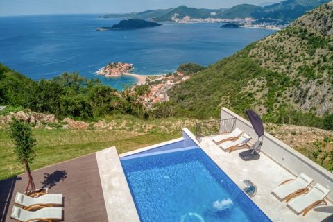 450m² Commercial property à Budva, Montenegro No. 66713 3