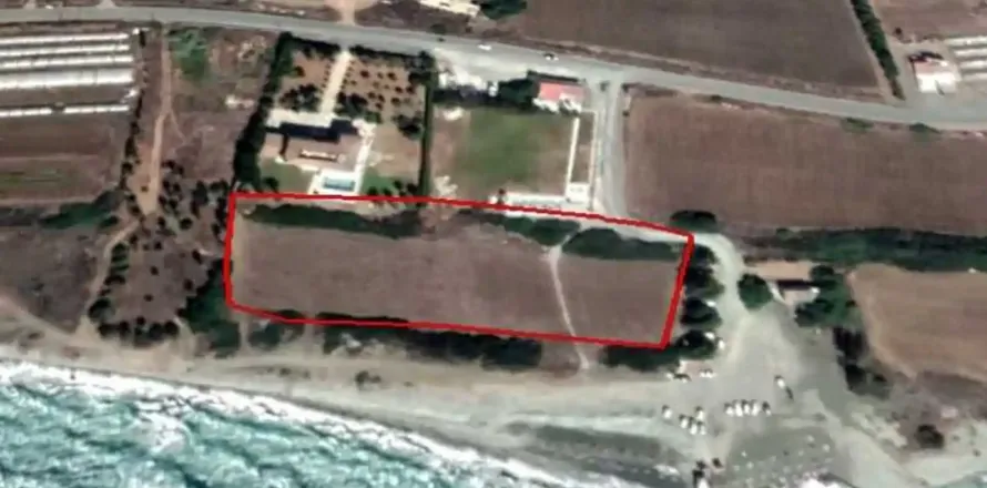 8027m² Land en Tochni, Cyprus No. 35768