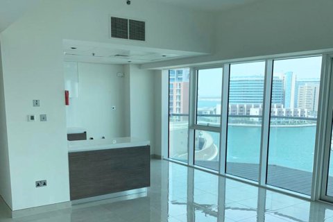 1 bedroom Apartment in Al Raha Beach, UAE No. 5702 5