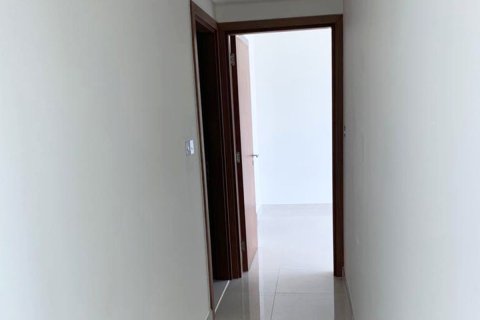 1 bedroom Apartment in Al Raha Beach, UAE No. 5702 8