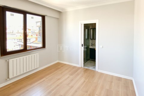 3+1 Apartment en Istanbul, Turkey No. 13368 15