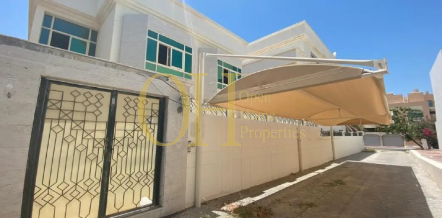 10 dormitorios Villa en Al Bateen, UAE No. 52846