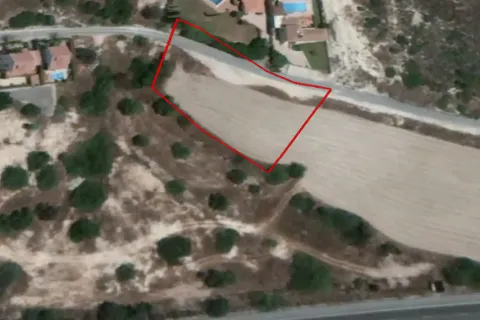 2414m² Land in Agios Tychonas, Cyprus No. 35654 1