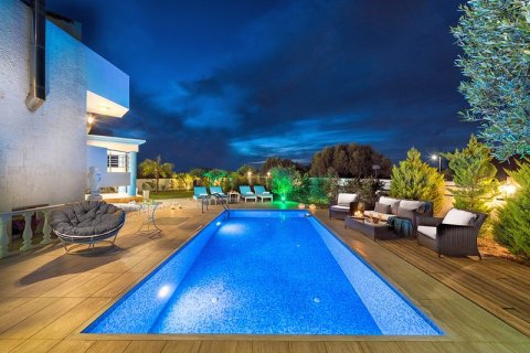 130m² Villa in Hersonissos, Greece No. 57349 1