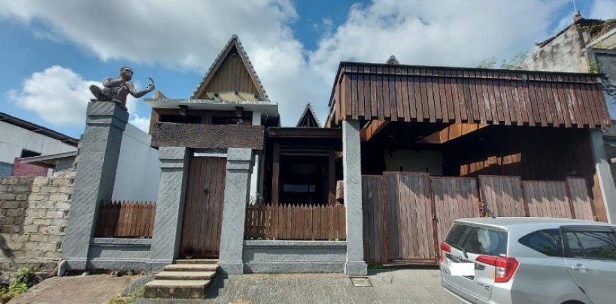 4 bedrooms Villa in Kuta, Indonesia No. 23069