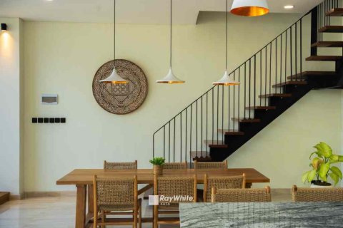 3 bedrooms Villa in Canggu, Indonesia No. 23070 8