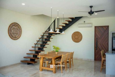 3 bedrooms Villa in Canggu, Indonesia No. 23070 11