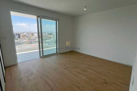 3 bedrooms Penthouse in Larnaca, Cyprus No. 52651 6