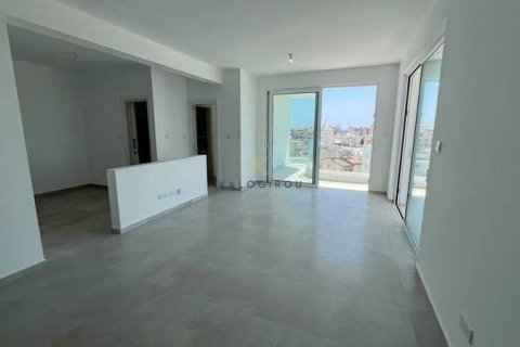 3 bedrooms Penthouse in Larnaca, Cyprus No. 52651 1