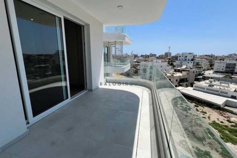 3 bedrooms Penthouse in Larnaca, Cyprus No. 52651 7