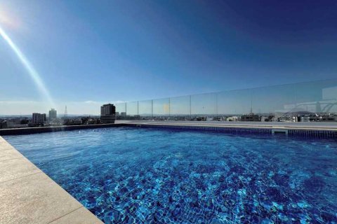 3 bedrooms Penthouse in Larnaca, Cyprus No. 52651 16