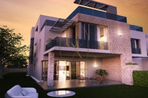 4 dormitorios Villa en Sheikh Zayed City, Egypt No. 38318 16