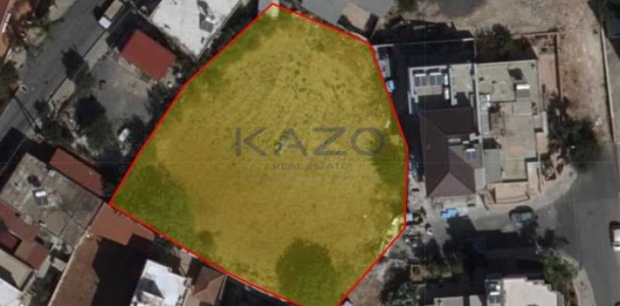 1301m² Land en Agios Athanasios, Cyprus No. 64724