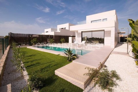 3 bedrooms Villa in Los Montesinos, Spain No. 25750 10