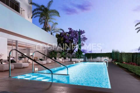 3 dormitorios Penthouse en Marbella, Spain No. 25714 5