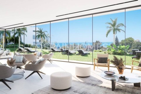 3 chambres Penthouse à Marbella, Spain No. 25714 4