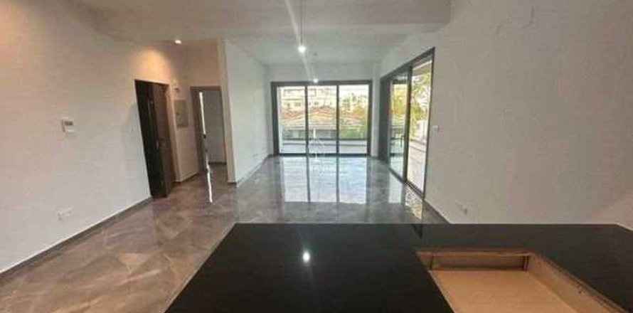 3 bedrooms Apartment in Limassol, Cyprus No. 77599
