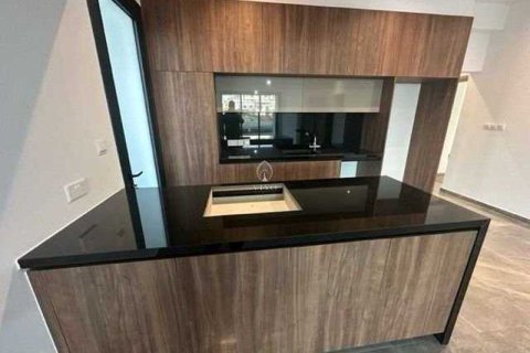 3 bedrooms Apartment in Limassol, Cyprus No. 77599 4