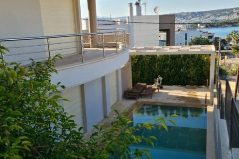 5 bedrooms Villa in Athens, Greece No. 47368 1