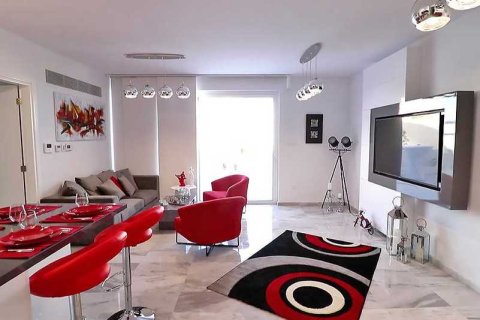 2 bedrooms Apartment in Larnaca, Cyprus No. 34217 1