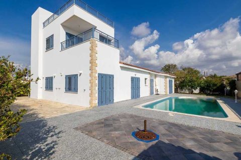 4 dormitorios House en Chloraka, Cyprus No. 72799 3