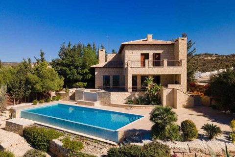 5 dormitorios House en Paphos, Cyprus No. 72798 1