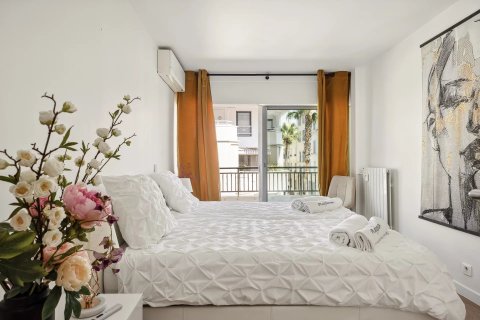 3 dormitorios Apartment en Cannes, France No. 68041 7