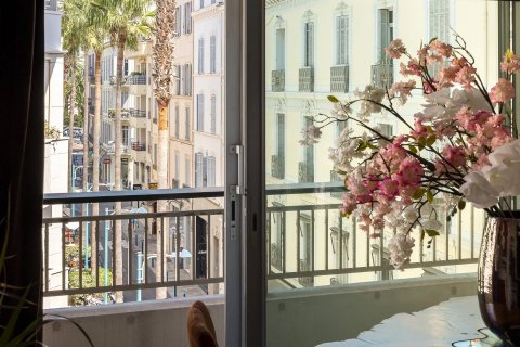 3 dormitorios Apartment en Cannes, France No. 68041 11