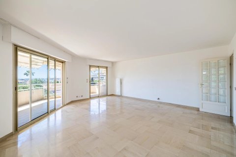 4 dormitorios Apartment en Cannes, France No. 67341 3