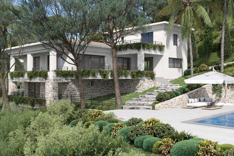 5 bedrooms Villa in Cannes, France No. 67340 3