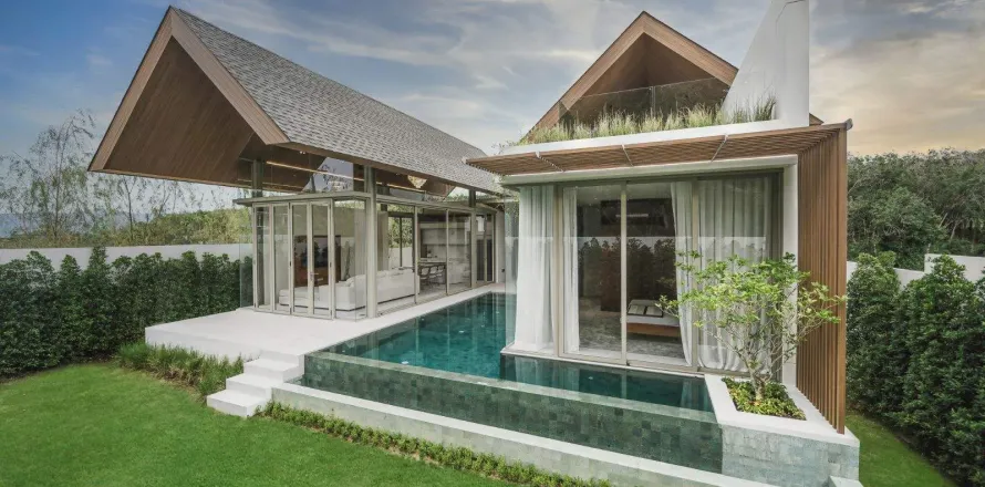 3 bedrooms Villa in Phuket, Thailand No. 2806