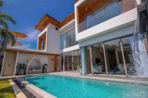 3 bedrooms Villa in Phuket, Thailand No. 2805 1