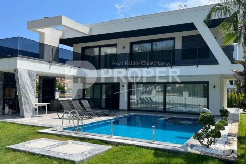 4 rooms Villa à Kemer, Turkey No. 22244 1