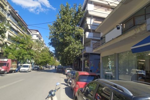 300m² Commercial property à Thessaloniki, Greece No. 57749 2