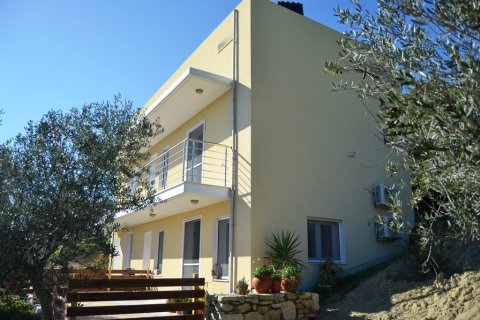 4 bedrooms House in Heraklion, Greece No. 57750 1