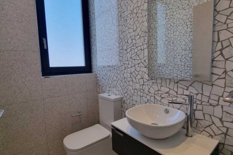 3 dormitorios Apartment en Germasogeia, Cyprus No. 65840 10