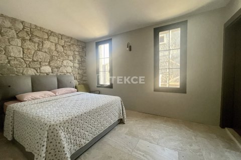 6+1 Villa à Cesme, Turkey No. 75896 16